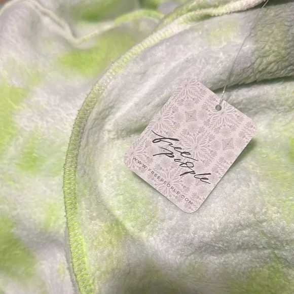 NWT! Free People Kelly Tie Dye Green Citron Grey Sweatshirt Large - Picture 5 of 9
